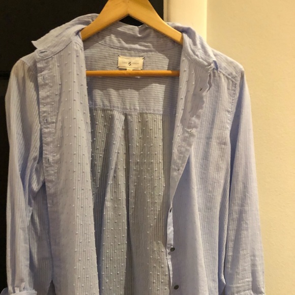 Button down blouse - Picture 2 of 3